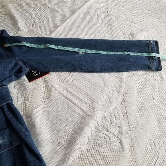 NWT BBJ Boom Boom Jeans LA Distressed Denim Blazer Jacket Size M - Picture 5 of 11